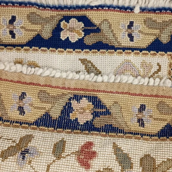 Floral Patterned Handwoven Woolen Tapestry Rugs, Vintage - Picture 8 of 13